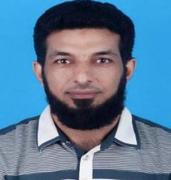 Students studying together